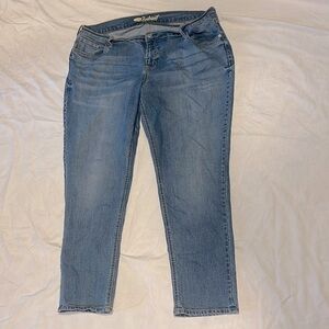 Old Navy Boyfriend Jeans, Size 16, Lightly Used, Medium-Light Wash